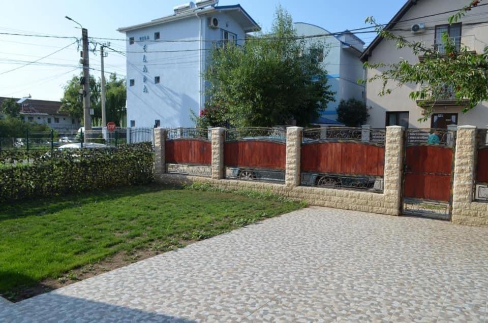 Pensiunea Savas Costinești Exterior foto